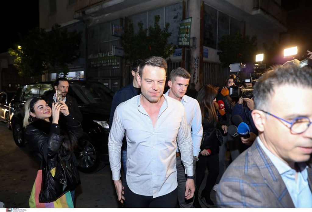 Σ.Κασσελάκης και Τ.Μακμπέθ χόρεψαν το τραγούδι της Κέιτι Πέρι «Firework» – Είναι το αγαπημένο των ΛΟΑΤΚΙ+ (φωτό, βίντεο)