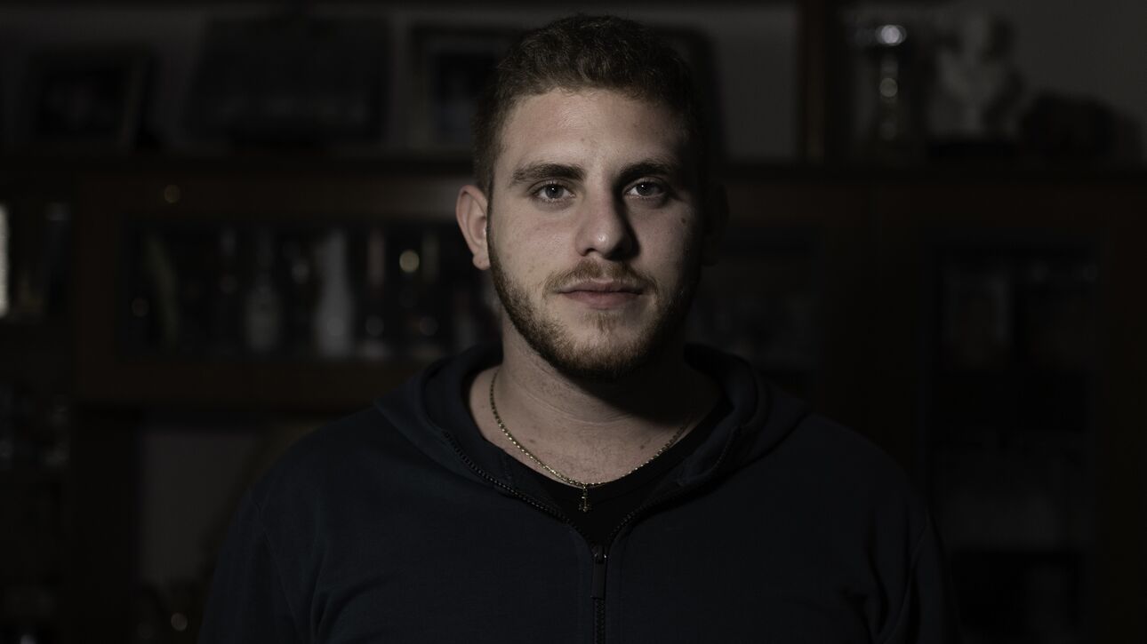 Α.Αλικανιώτης: Ο «ήρωας των Τεμπών» έναν χρόνο μετά το έγκλημα προσπαθεί ακόμα να το ξεπεράσει