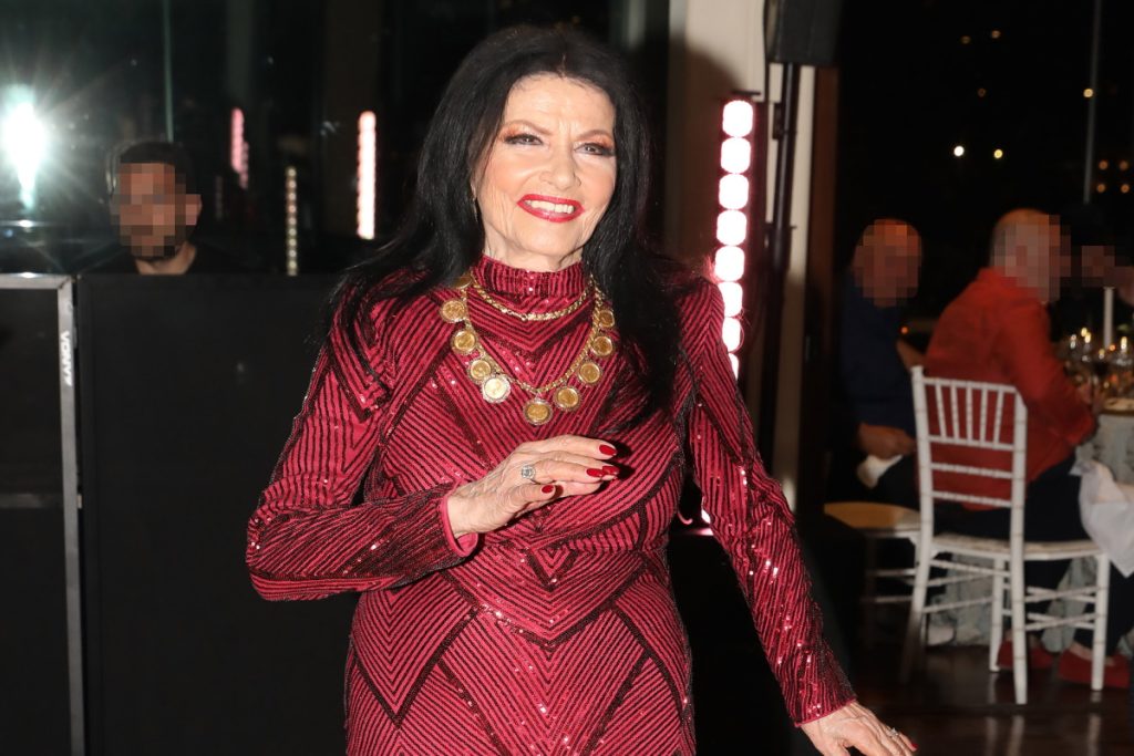 Ζ.Σαπουντζάκη: Τα τελευταία νέα για την υγεία της – «Είναι σοκαρισμένη από όλα αυτά που της έχουν συμβεί»