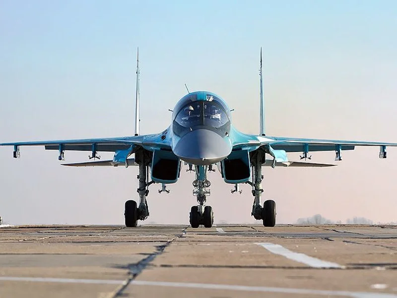Ρωσικός βομβαρδισμός στο Κραματόρσκ – Οι Ουκρανοί δηλώνουν ότι κατέρριψαν ρωσικό Su-34