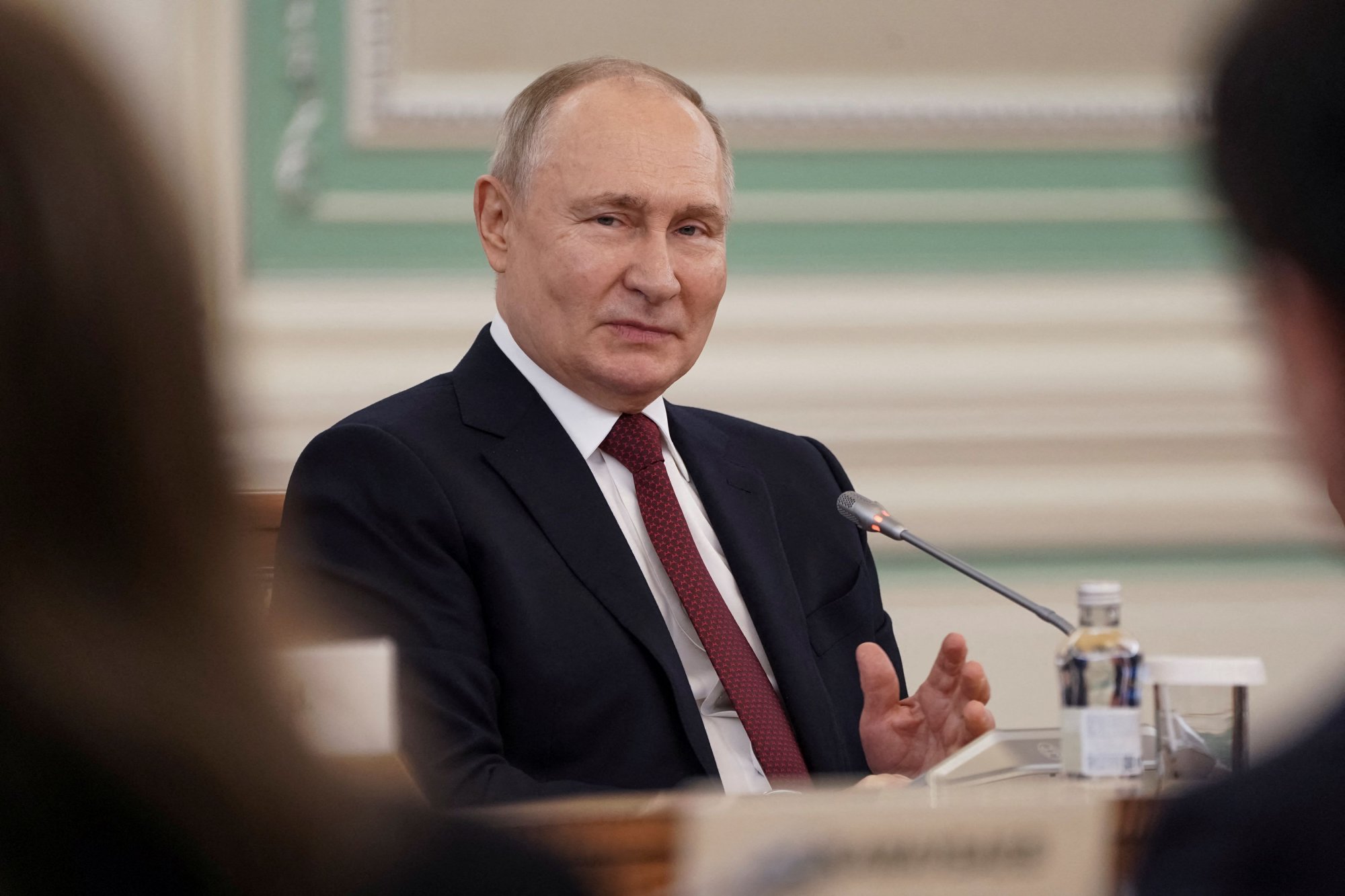 Β.Πούτιν: «Οι περιφέρειες της Ουκρανίας που εντάχθηκαν στην Ρωσική Ομοσπονδία μέχρι το 2030 πρέπει να έχουν φτάσει το βιοτικό επίπεδο της υπόλοιπης Ρωσίας»