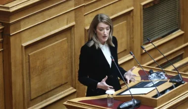 Ρ.Μέτσολα από Βουλή: «Καθοριστική η συμβολή της Ελλάδας για την αντιμετώπιση των αλλεπάλληλων κρίσεων στην ΕΕ»