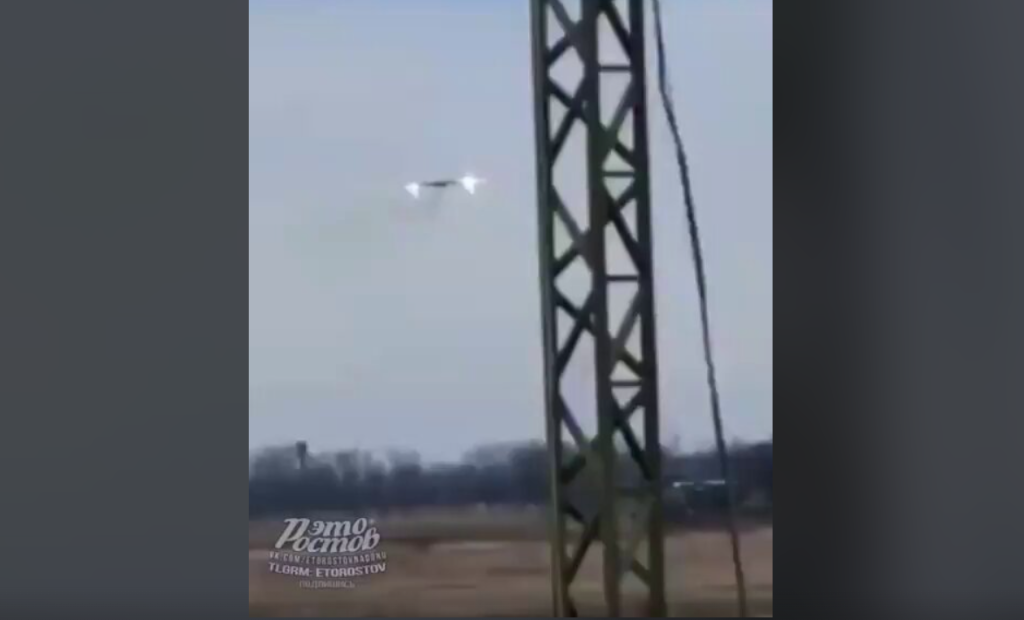 Προσγείωση έκτακτης ανάγκης ρωσικού μαχητικού Su-25 χωρίς τροχούς (βίντεο) 