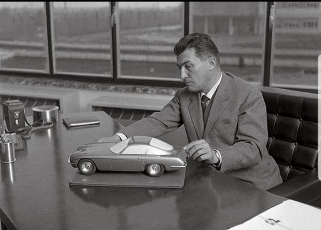 Φερούτσιο Λαμποργκίνι: Σαν σήμερα πέθανε ο δημιουργός της πασίγνωστης μάρκας πολυτελών αυτοκινήτων – Η πορεία του