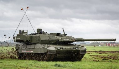 Η Τσεχία θέλει να αγοράσει 15 Leopard-2 αλλά να τις δώσει άλλα τόσα δωρεάν η Γερμανία