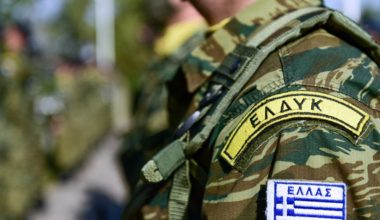 Κύπρος: Εξερράγη εκπαιδευτική χειροβομβίδα στα χέρια Έλληνα στρατιώτη που υπηρετεί στην ΕΛΔΥΚ