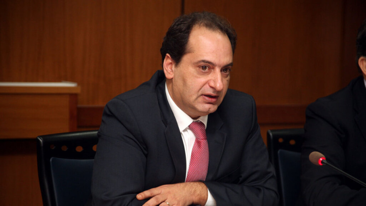 Χ.Σπίρτζης κατά Σ.Κασσελάκη: «Ο ΣΥΡΙΖΑ να έχει μια ιεραρχημένη πολιτική πρόταση και όχι μια εικόνα σε κοσμικές στήλες»