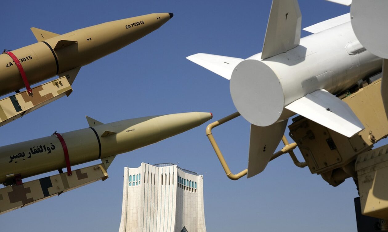 «Μπλόκο» Χούθι στη διέλευση πλοίων που ανήκουν σε Ισραήλ, ΗΠΑ και Βρετανία