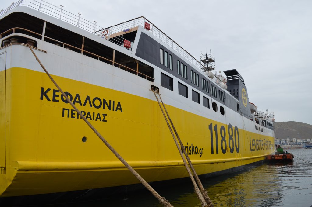 Δεμένο στο λιμάνι Κυλλήνης θα μείνει το πλοίο «Κεφαλονιά» λόγω μηχανικής βλάβης