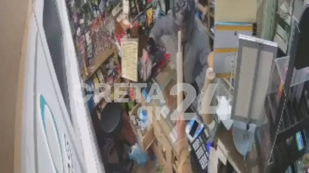 Ηράκλειο: Ληστής τα έβαλε με… λάθος άνθρωπο – Μπήκε με ματσέτα σε μίνι μάρκετ αλλά τον έδιωξε η ιδιοκτήτρια με πλάστη