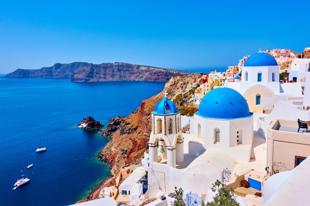 «Ύμνοι» της εφημερίδας «Independent» για τη χώρα μας: «Η Ελλάδα φαίνεται πως είναι φτιαγμένη για διακοπές»