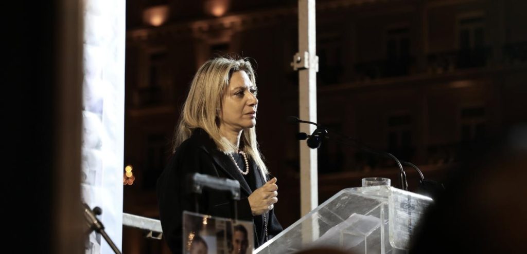 Έγκλημα στα Τέμπη: Πάνω από 680.000 υπογραφές για την κατάργηση της βουλευτικής ασυλίας – Το «ευχαριστώ» της Μ.Καρυστιανού 