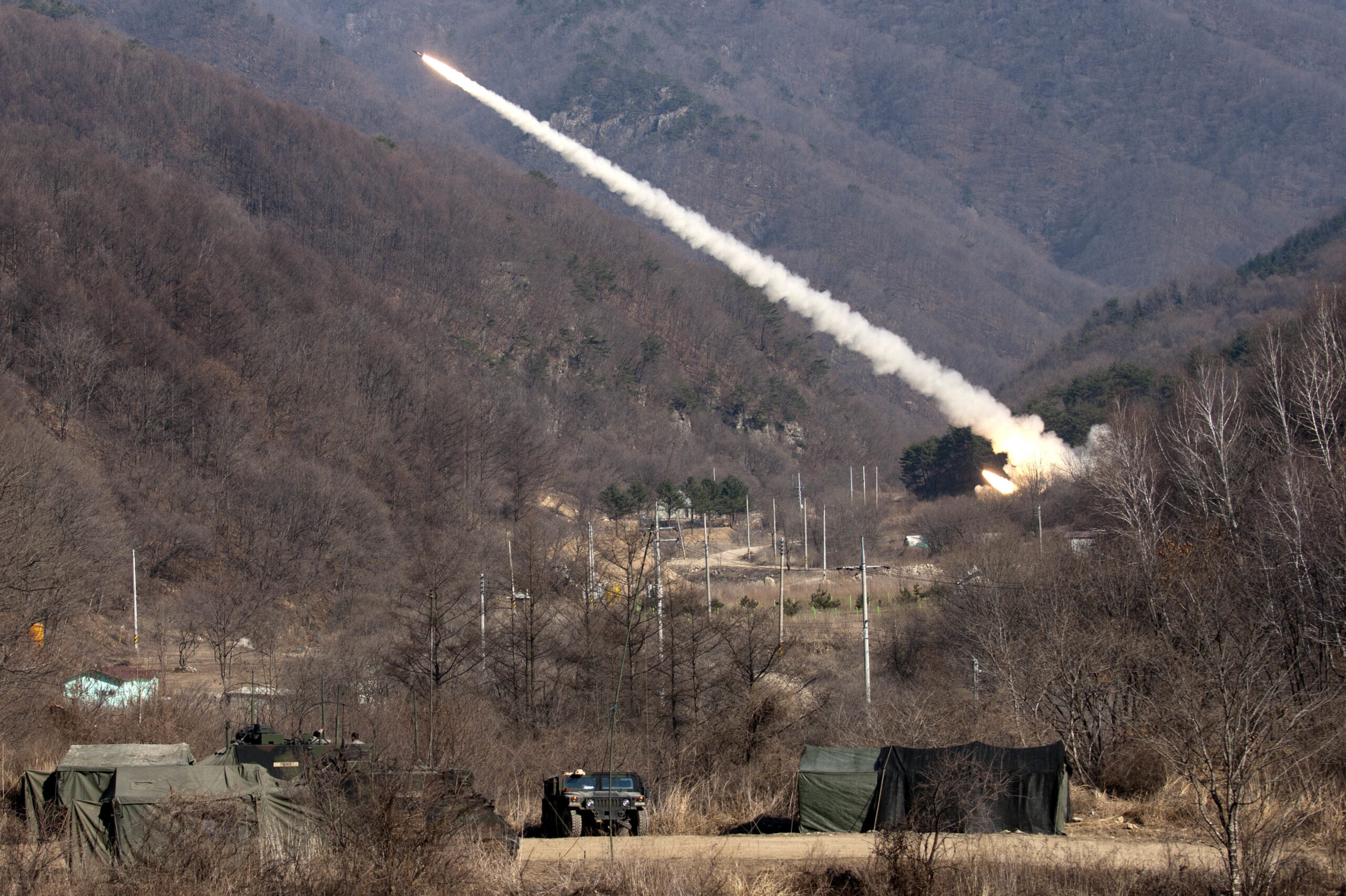 Ιράν: Διαψεύδει ότι προμήθευσε τη Ρωσία με βαλλιστικούς πυραύλους