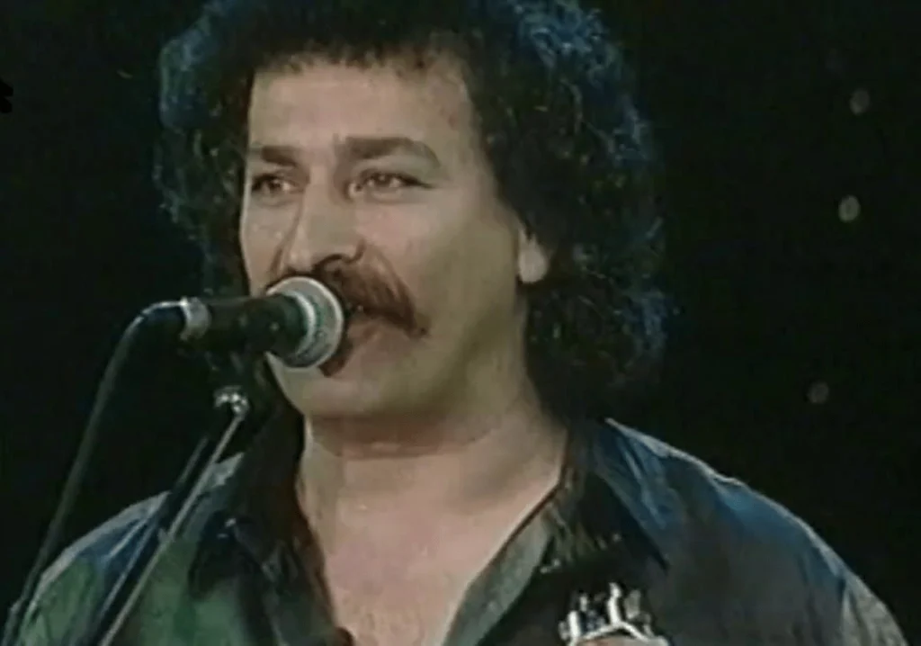 Γιώργος Στιβακτάκης: Πέθανε ο γνωστός λυράρης της Κρήτης