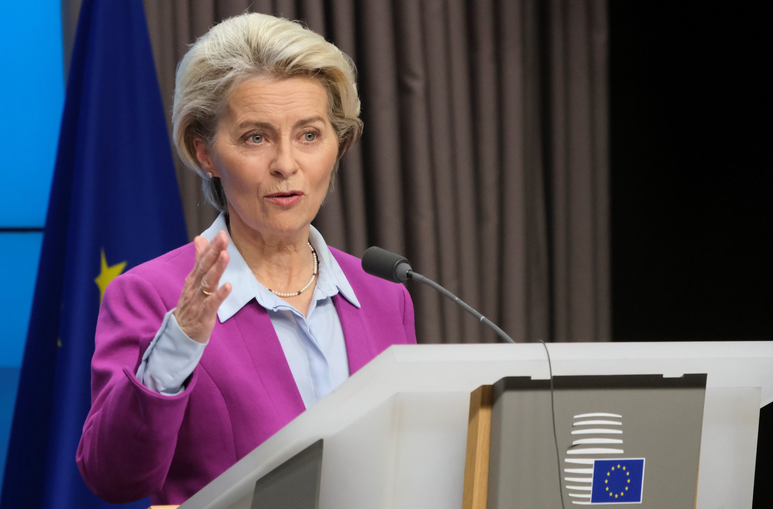 Έφτασε στο Κίεβο η Ούρσουλα φον ντερ Λάιεν – Έβδομη φορά που μεταβαίνει στην Ουκρανία από την έναρξη του πολέμου