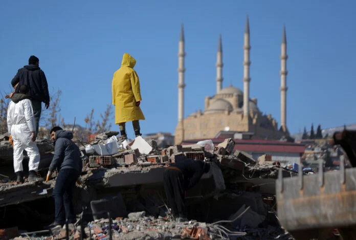 Σεισμολόγος προειδοποιεί για την Κωνσταντινούπολη: «Σίγουρα θα υπάρξει σεισμός μεγαλύτερος από 7 Ρίχτερ»