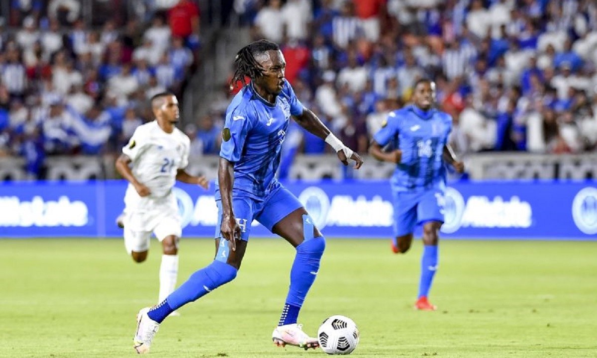 Εγχειρίστηκε ο ποδοσφαιριστής που ήταν σε τεχνητό κώμα