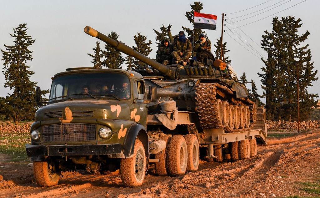 Οι συριακές ένοπλες δυνάμεις κατέρριψαν 7 drones στην ύπαιθρο της Χάμα και της Ιντλίμπ