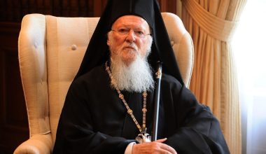 Οικουμενικός Πατριάρχης Βαρθολομαίος: «Η εισβολή στην Ουκρανία δεν δικαιολογείται»