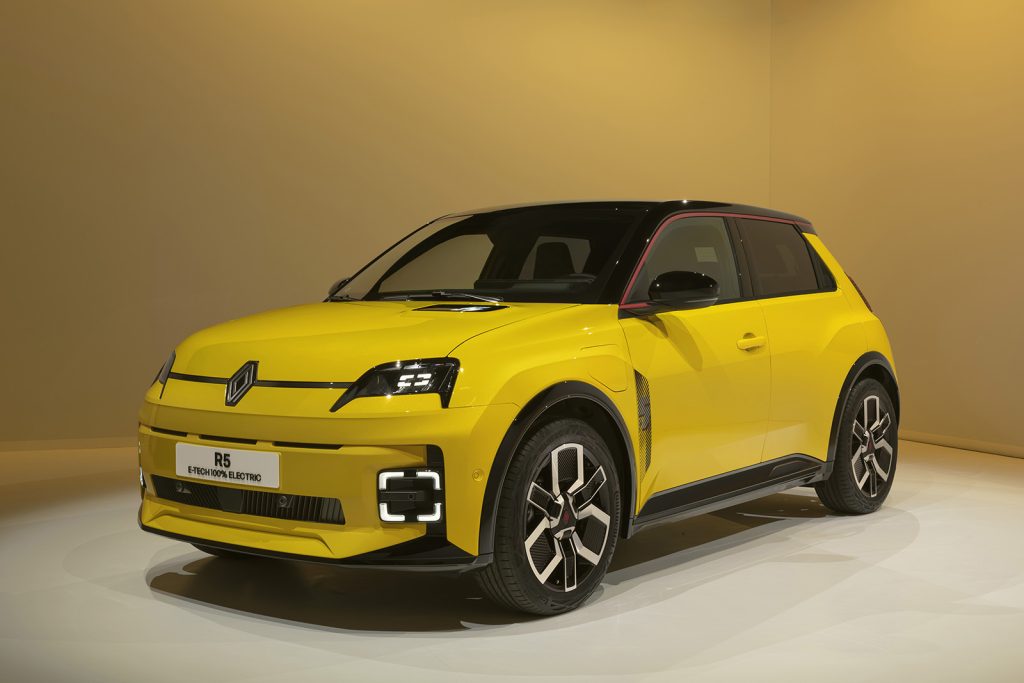 Αυτό είναι το νέο Renault 5 E-Tech – Πότε θα έρθει Ελλάδα;