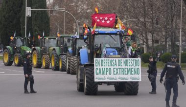 Κλιμακώνουν τις κινητοποιήσεις τους οι αγρότες στην Ισπανία – «Η κυβέρνηση δεν νοιάζεται»