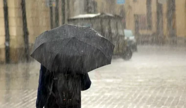 Κακοκαιρία: Πού έχουν σημειωθεί τα μεγαλύτερα ύψη βροχής έως τώρα – Σε ποιες περιοχές θα βρέξει τις επόμενες ώρες