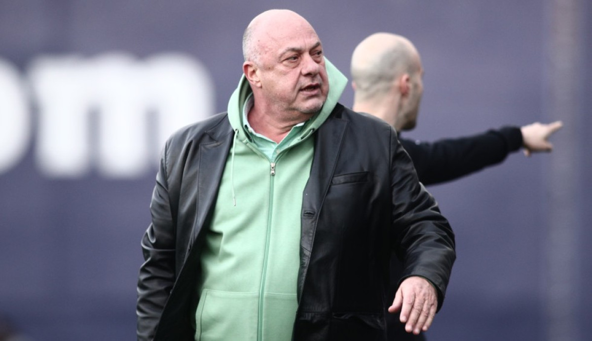 Α.Μπέος για Α.Τετέι στην κατάθεσή του: «Δεν είμαι ρατσιστής – Να ζητήσει εκείνος συγγνώμη»