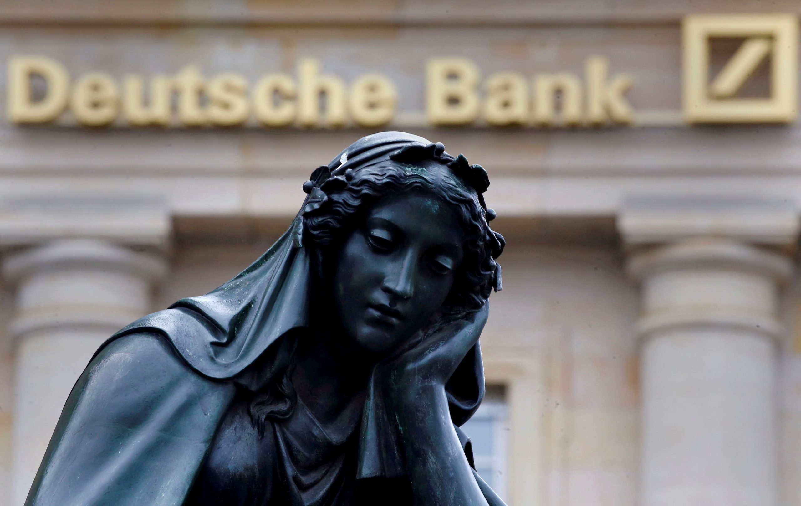Η κρίση των εμπορικών ακινήτων έφτασε και στην Ευρώπη: «Βουτιά» στα ομόλογα των γερμανικών τραπεζών