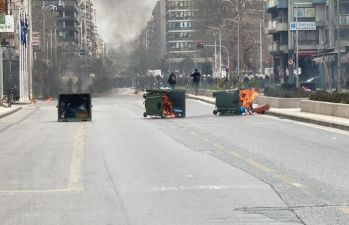 Θεσσαλονίκη: Στο Αυτόφωρο οι τρεις νεαροί που συνελήφθησαν κατά τη διάρκεια των χθεσινών επεισοδίων