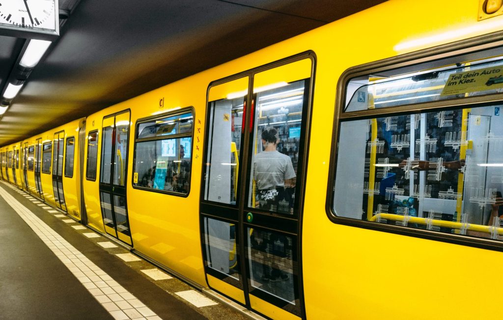 Γερμανία: Εργαζόμενοι στα ΜΜΜ απεργούν σε 14 από τα 16 κρατίδια