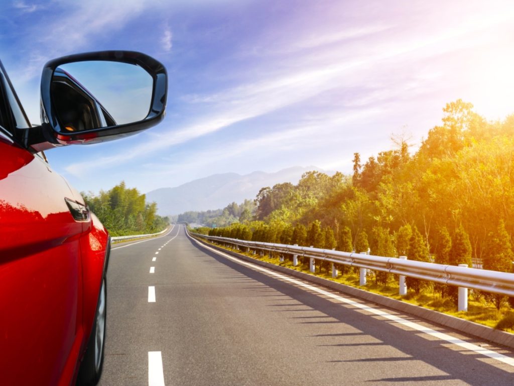 Τα πράγματα που πρέπει να έχεις πάντα στο αυτοκίνητο για ασφάλεια όταν ταξιδεύεις