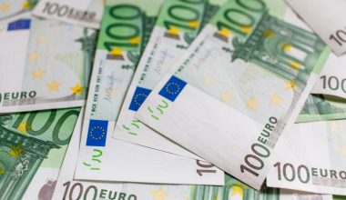 Ισπανία: Εξαρθρώθηκε σπείρα Πακιστανών που διακινούσε πλαστά χαρτονομίσματα των 100€ στην Ελλάδα και άλλες χώρες της ΕΕ
