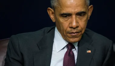 Βίκτορ Χάνσον: «Η σκιώδης κυβέρνηση του  Ομπάμα διοικεί τις ΗΠΑ – Ο Μπάιντεν είναι απλώς ο frontman»