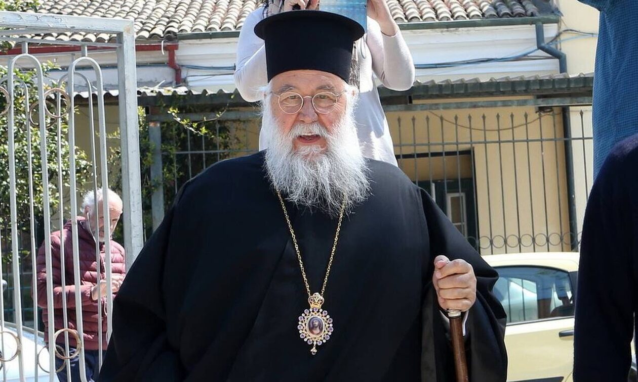 Μητρόπολη Κέρκυρας: «Eκτός εκκλησίας οι βουλευτές που ψήφισαν υπέρ του γάμου των ομοφυλόφιλων ζευγαριών»