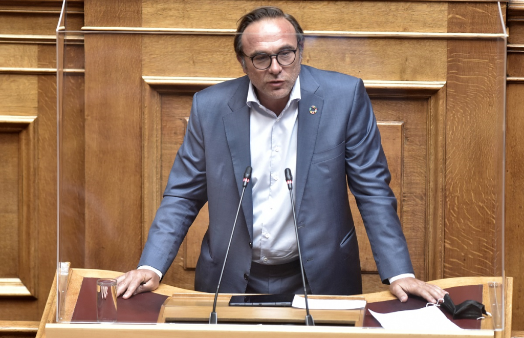 Π.Κόκκαλης: «Τα 17 κρυφά έγγραφα της Κομισιόν για τα Τέμπη»