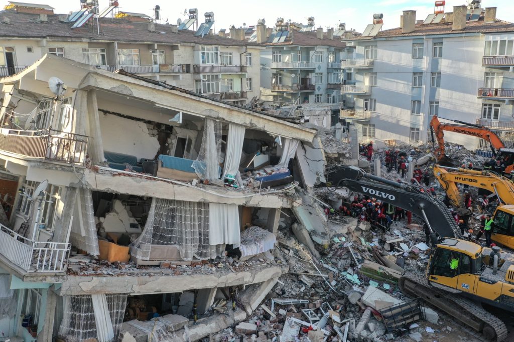 Σχεδόν βέβαιος ο μεγάλος σεισμός στην Κωνσταντινούπολη σύμφωνα με επιστήμονες: «Αναμένουμε 7,2-7,5 Ρίχτερ»