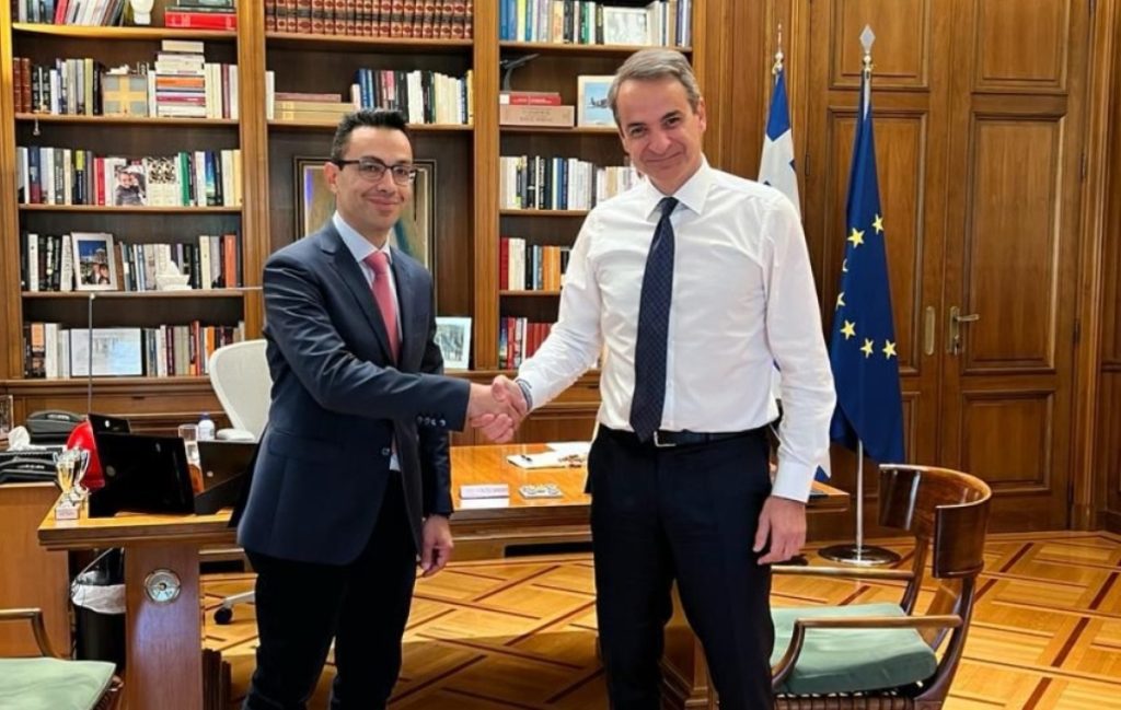 Ακόμα ένας από το ΠΑΣΟΚ στη ΝΔ του Κ.Μητσοτάκη- Υποψήφιος ευρωβουλευτής ο Σ.Σέρμπος