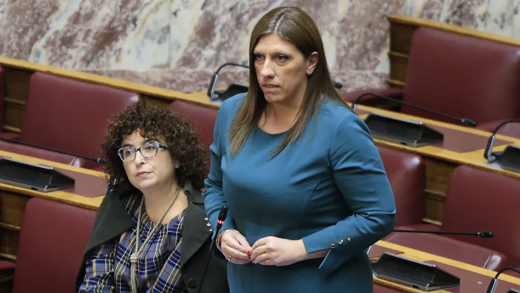 «Πυρά» Ζ.Κωνσταντοπούλου κατά Κουτσούμπα: «Προσπαθεί να γίνει viral σε μια εποχή που η γελοιοποίηση έχει πέραση»