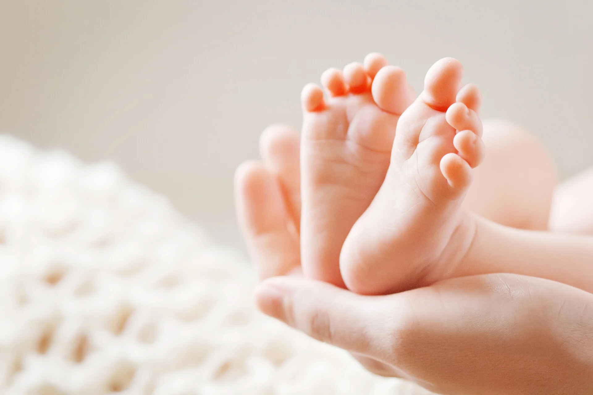 Επίδομα γέννησης: Πόσο θα αυξηθεί – Πώς καθορίζεται η ενίσχυση
