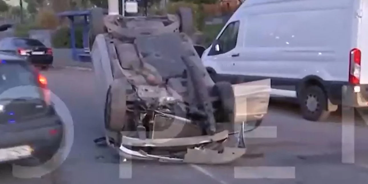 Κορυδαλλός: IX αναποδογύρισε στη Γρηγορίου Λαμπράκη – Κλειστή η μία από τις δύο λωρίδες κυκλοφορίας