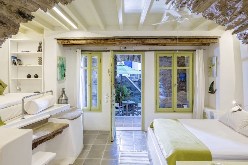 Πρόγραμμα «Εξοικονομώ – Επιχειρώ»: Πότε ανοίγει η πλατφόρμα για τα καταλύματα