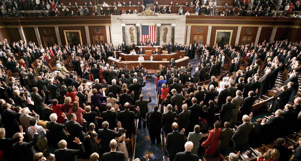 ΗΠΑ: Εγκρίθηκε από τη Γερουσία νομοσχέδιο για να αποφευχθεί μία ακόμα φορά η παράλυση του ομοσπονδιακού κρατικού μηχανισμού
