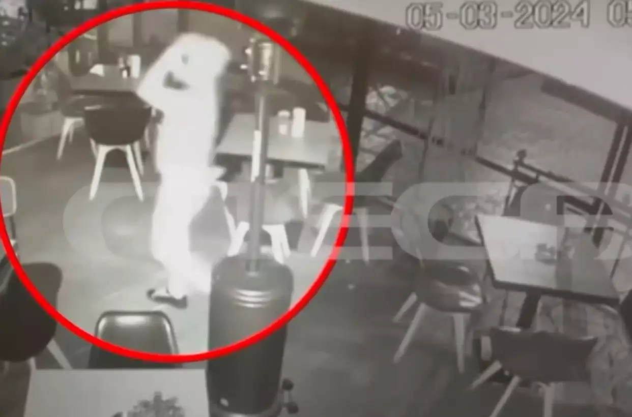 Κυψέλη: Διαρρήκτης «άνοιξε» τρία καταστήματα σε ένα βράδυ – Βίντεο ντοκουμέντο 