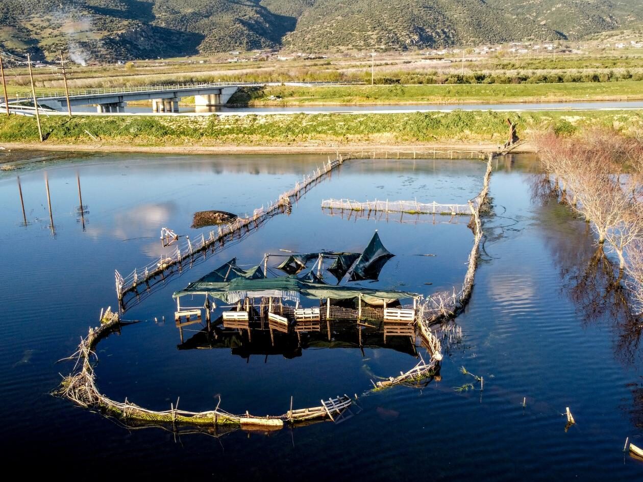 Λίμνη Κάρλα: Επτά μήνες μετά την κακοκαιρία «Daniel» η στάθμη δεν έχει επανέλθει σε φυσιολογικά επίπεδα (φώτο)