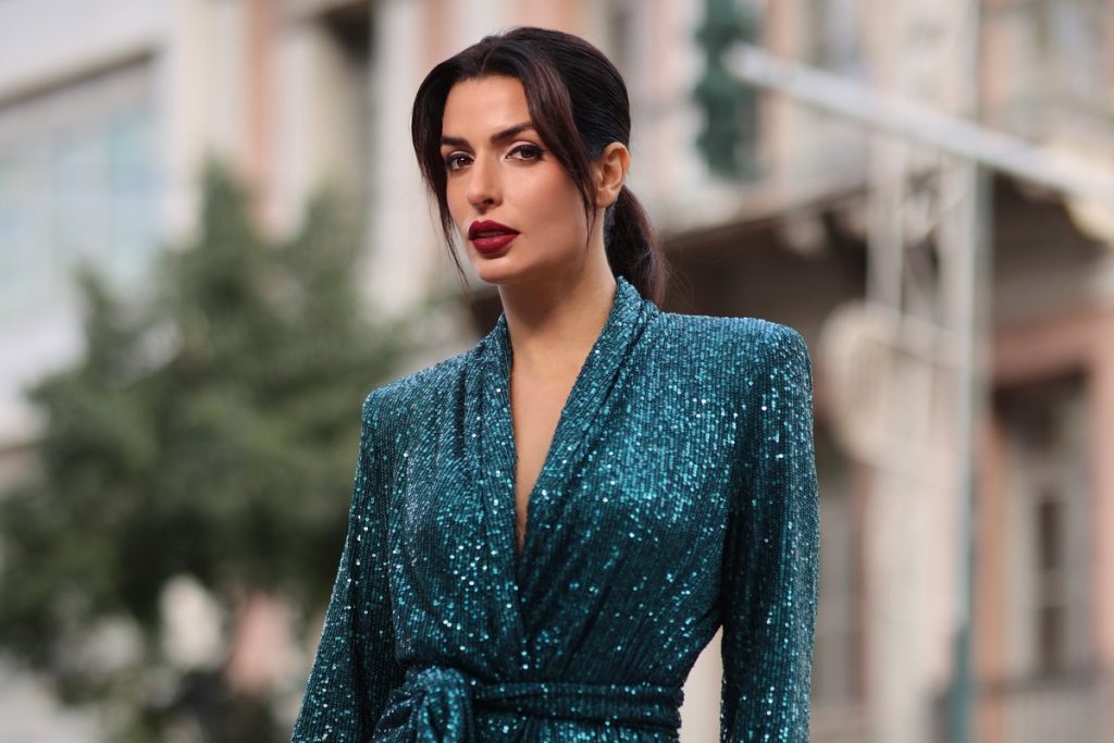 Τ.Σωτηροπούλου: Ποζάρει στο μπαλκόνι με μαύρα εσώρουχα και «ρίχνει» το Instagram (φωτο) 