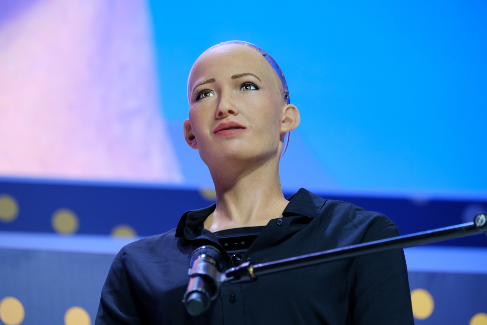 Ναύπακτος: Το ρομπότ Sophia βρέθηκε σε συνέδριο και απηύθυνε χαιρετισμό στα ελληνικά