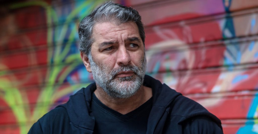 Β.Μπισμπίκης: Πήρε εξιτήριο μετά την περιπέτεια της υγείας του