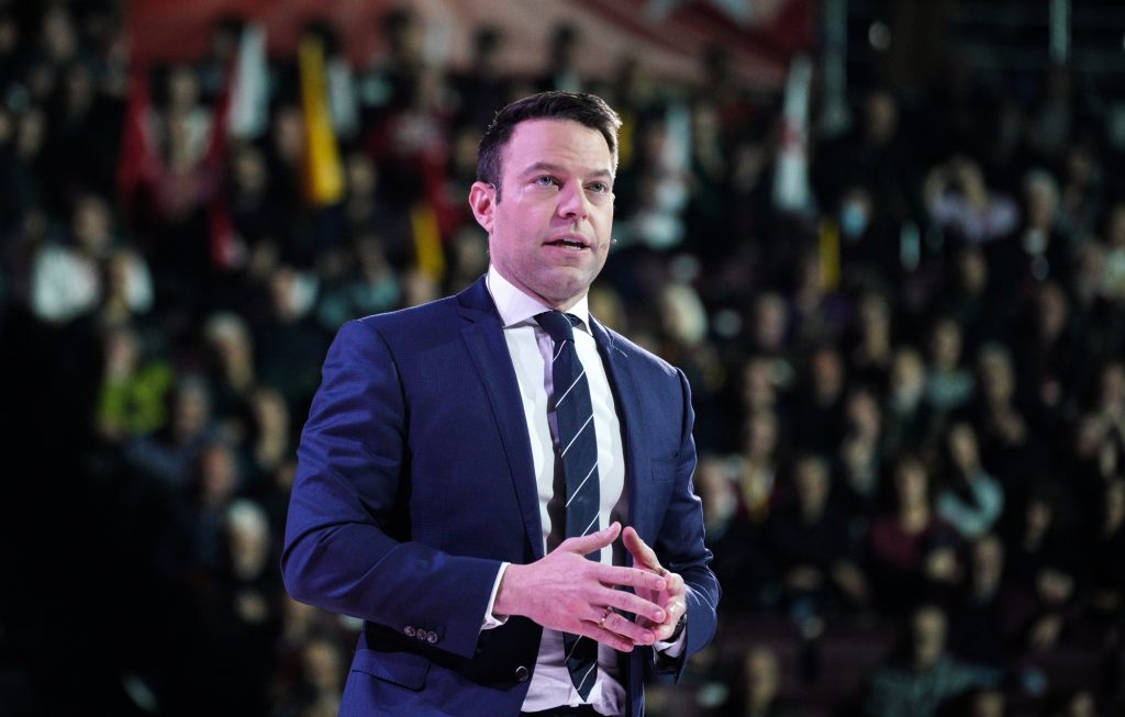 Στη Θήβα θα παρουσιαστεί τελικά ο Στέφανος Κασσελάκης