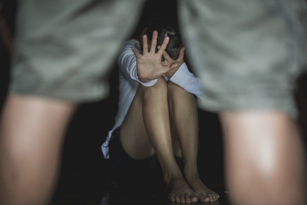 Φρίκη στη Γιούτα: Μητέρα και πατριός βίαζαν την ανήλικη κόρη τους για πάνω από ένα χρόνο