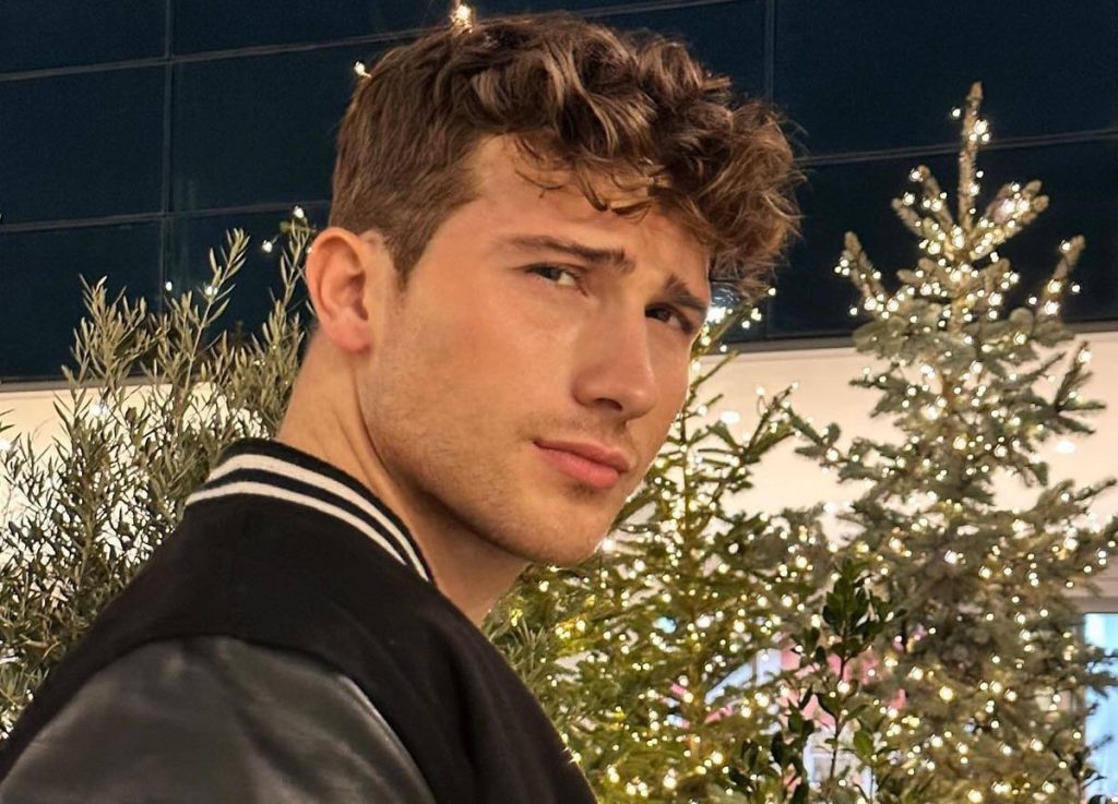 Θανατηφόρο τροχαίο στο Μενίδι: «Από το πρωί κλαίω, ο γιος μου είναι σοκαρισμένος» λέει ο πατέρας του Γ.Ξανθόπουλου 